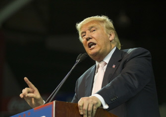 El magnate Donald Trump va camino de aumentar sustancialmente el número de sus delegados en este supermartes