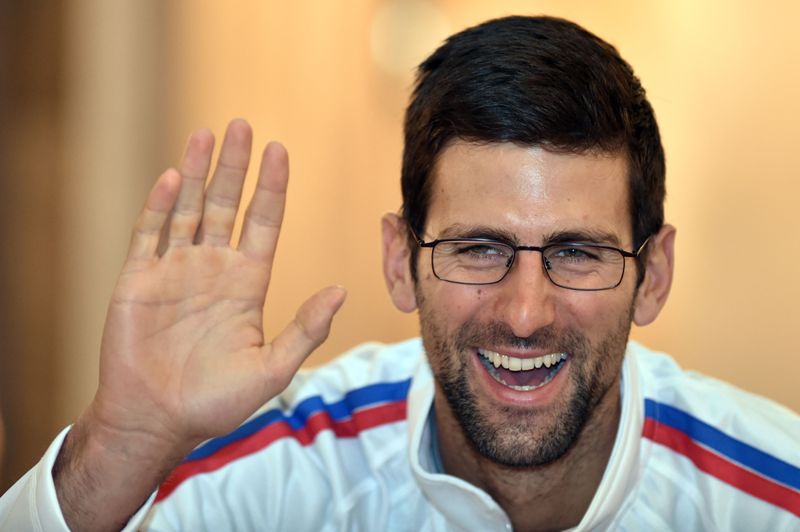 Djokovic, reacciona durante el sorteo de la primera ronda de la Copa Davis