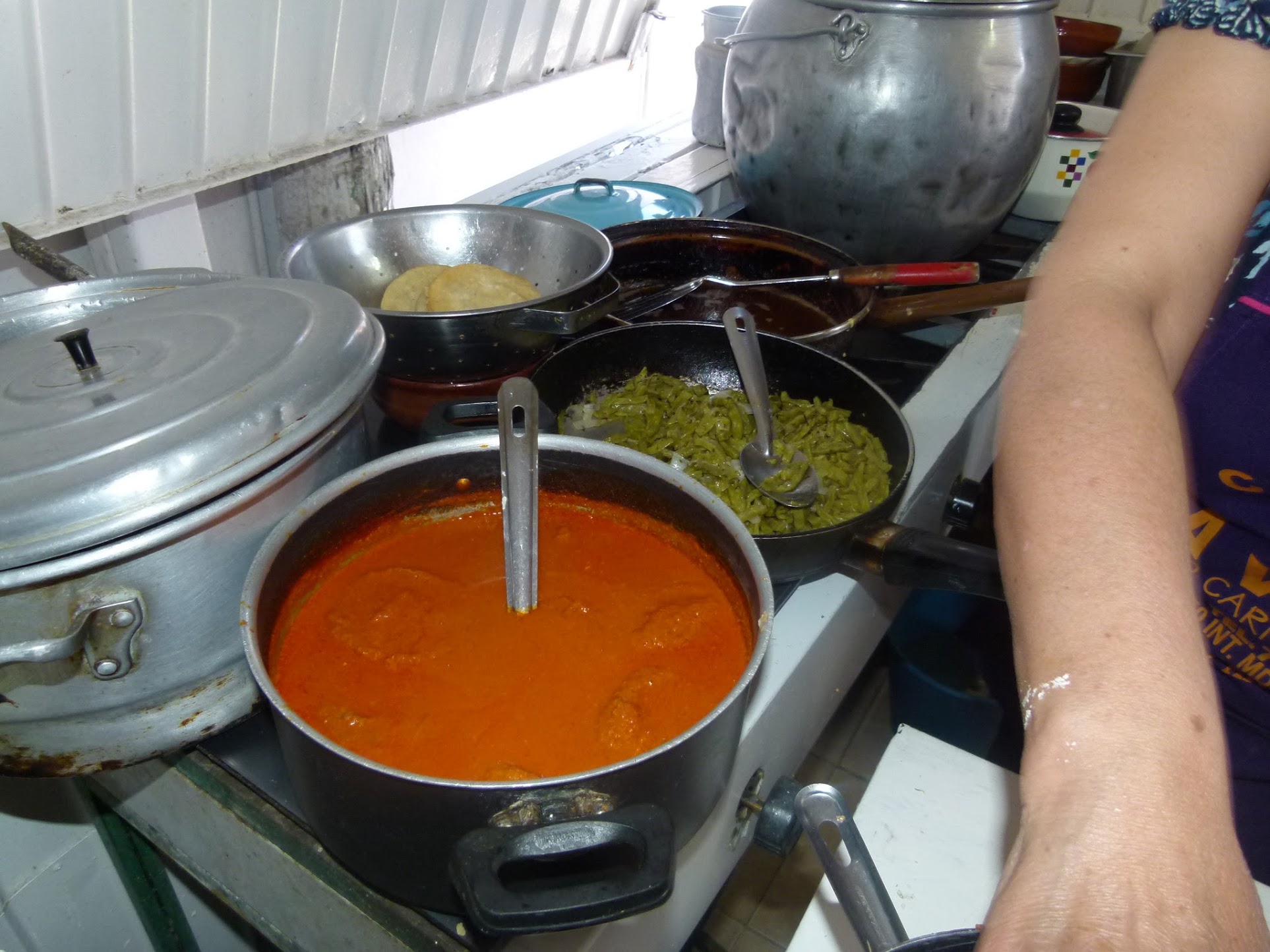 La venta de comida de Cuaresma se mantiene en buen nivel en el Mercado "Manuel Acuña" de Francisco I. Madero.