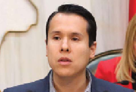 El legislador Daniel Carrillo.