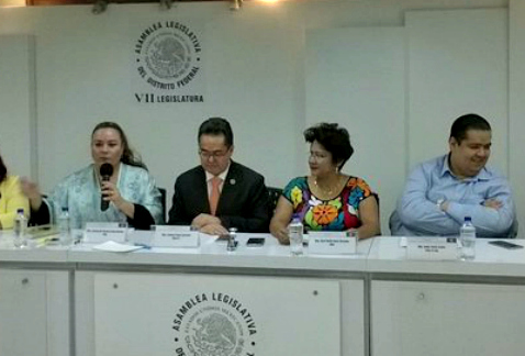 Legisladores locales del PRD en la Asamblea Legislativa, anunciaron la entrega de esa fracción del premio Hermila Galindo a mujeres destacadas.