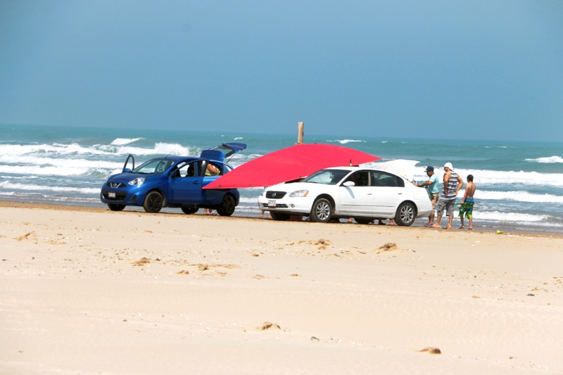 A menos de dos semanas de que inicie la temporada de vacaciones, el municipio de Altamira aun no tiene en condiciones la Playa Tesoro para recibir a l