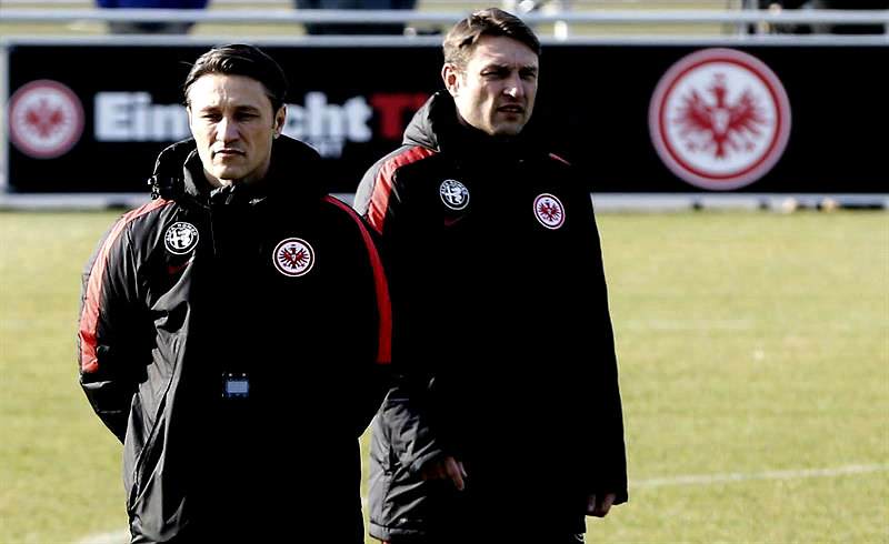  El técnico croata Niko Kovac (izquierda), del Eintracht Frankfurt, y su hermano y ayudante, Robert Kovac
