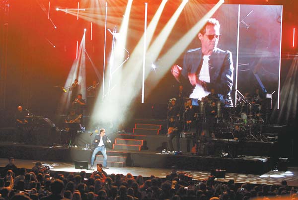 El foro se convirtió en una inmensa pista de baile.