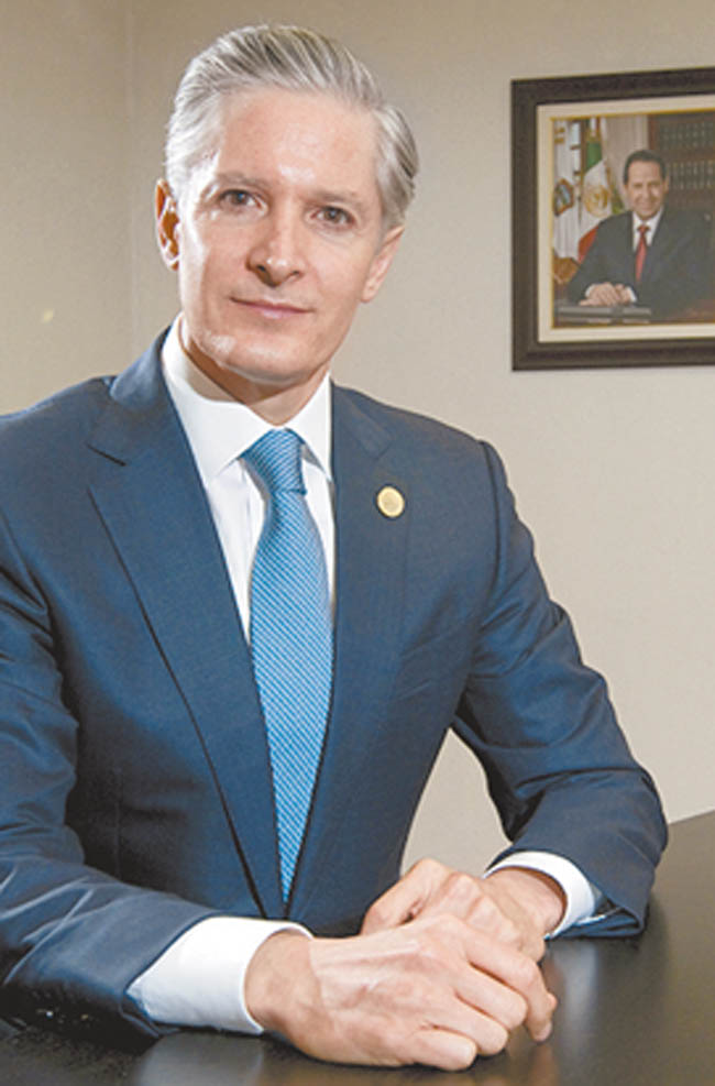 El político priista. 
