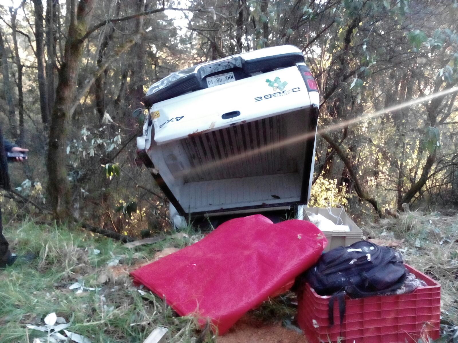 Los accidentes fueron ocasionados por el pavimento congelado. 