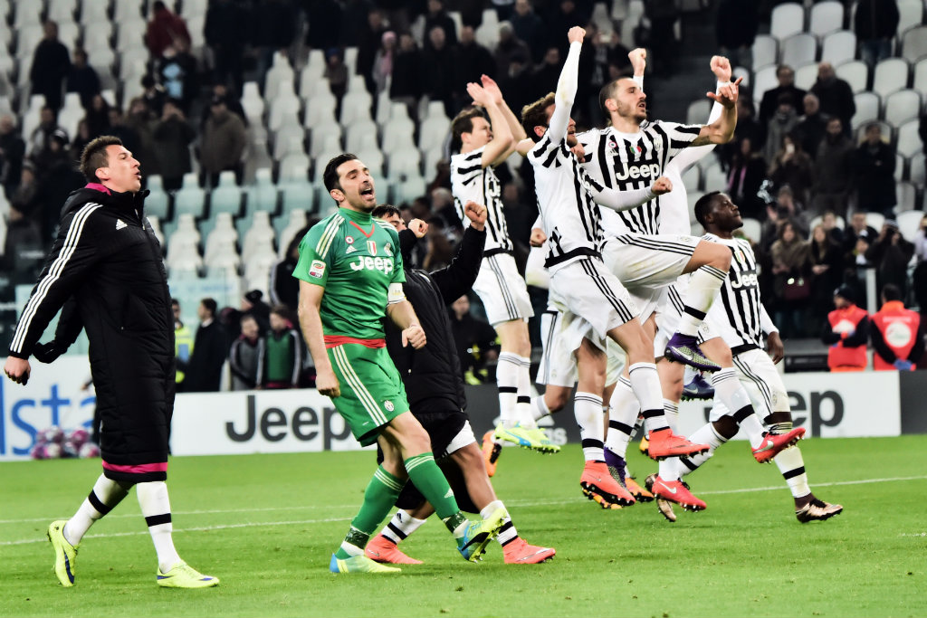 Los jugadores de la Juventus celebran el triunfo ante el Sassuolo
