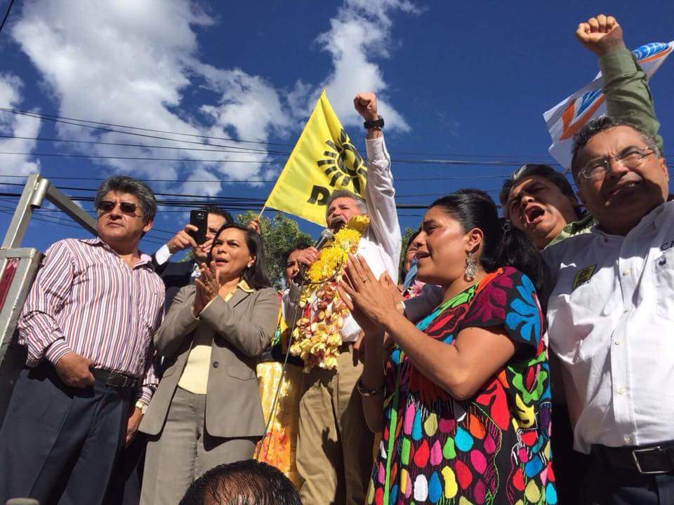 La secretaria general del CEN el PRD, Beatriz Mojica, anunció que sus 13 candidatos a gobernador tendrán que cumplir con la firma de la iniciativa tre