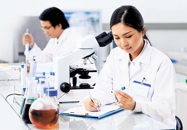 China superó en 2008 a EU como el país con más egresados de doctorado.