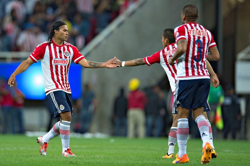 'Gullit' Peña acortó la desventaja 