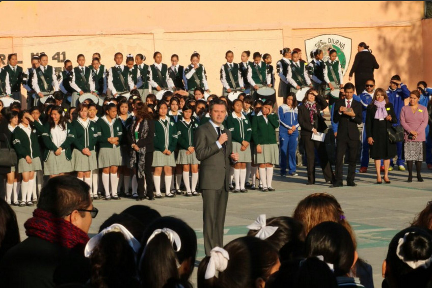 El titular de la SEP, Aurelio Nuño, anunció que a partir de mediodía se podrá consultar el portal donde está disponible la oferta de cursos de capacit