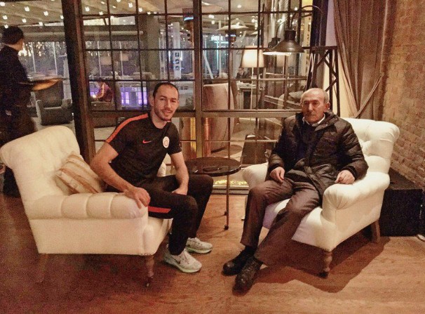 Umut Bulut y su padre Kemal Bulut 