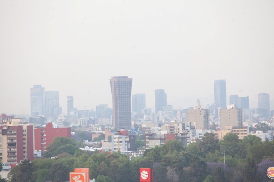 El aumento de ozono se debe a la extrema estabilidad atmosférica y a los altos niveles de radiación en la ciudad.