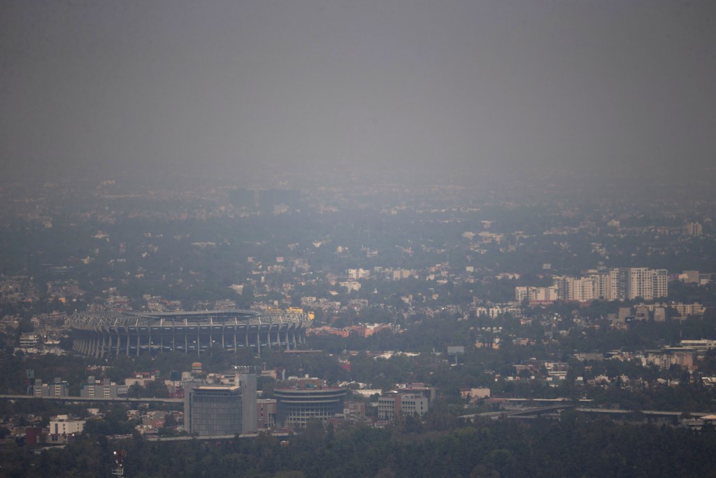 La calidad del aire en la Ciudad de México continúa siendo mala, por lo que la fase 1 de contingencia ambiental aún está activa.