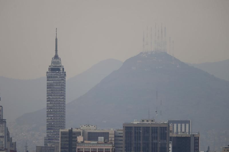 En el Valle de México la temporada de ozono comienza a mediados de febrero y dura hasta junio cuando inician las lluvias.