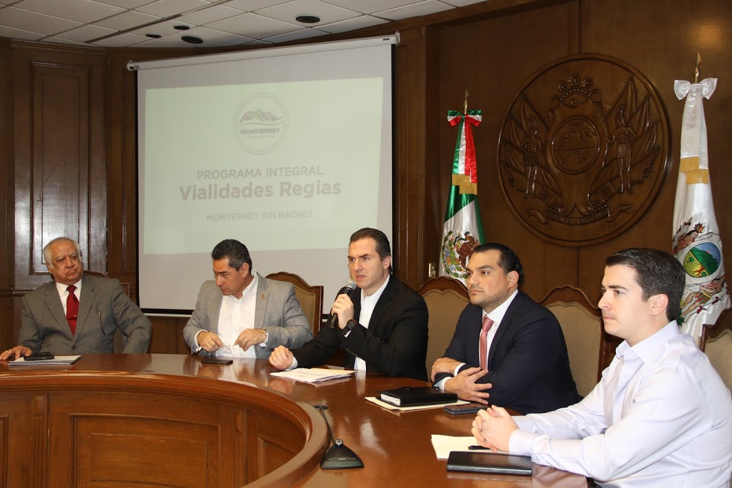 El alcalde aseguró que Vialidades Regias es el mayor programa de reparación de baches que haya habido en la historia de Monterrey.