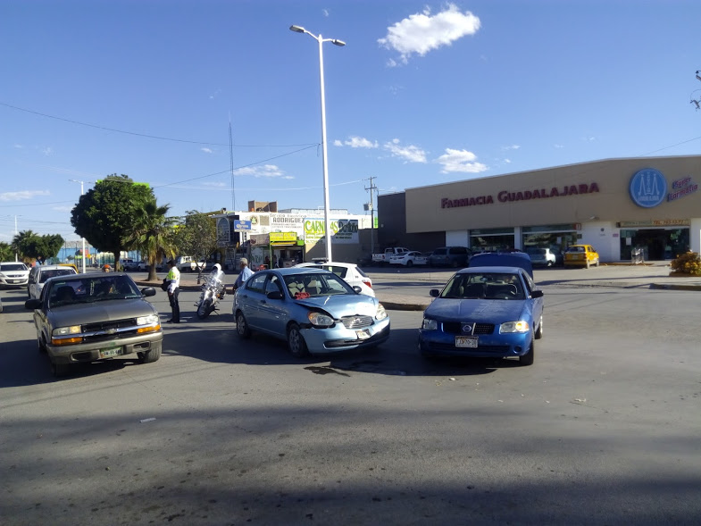 Por fortuna en este accidente no resultaron personas lesionadas. 
