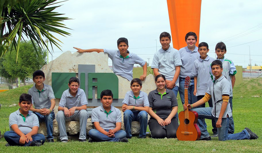 Rondalla de la Universidad Autónoma de La Laguna.
