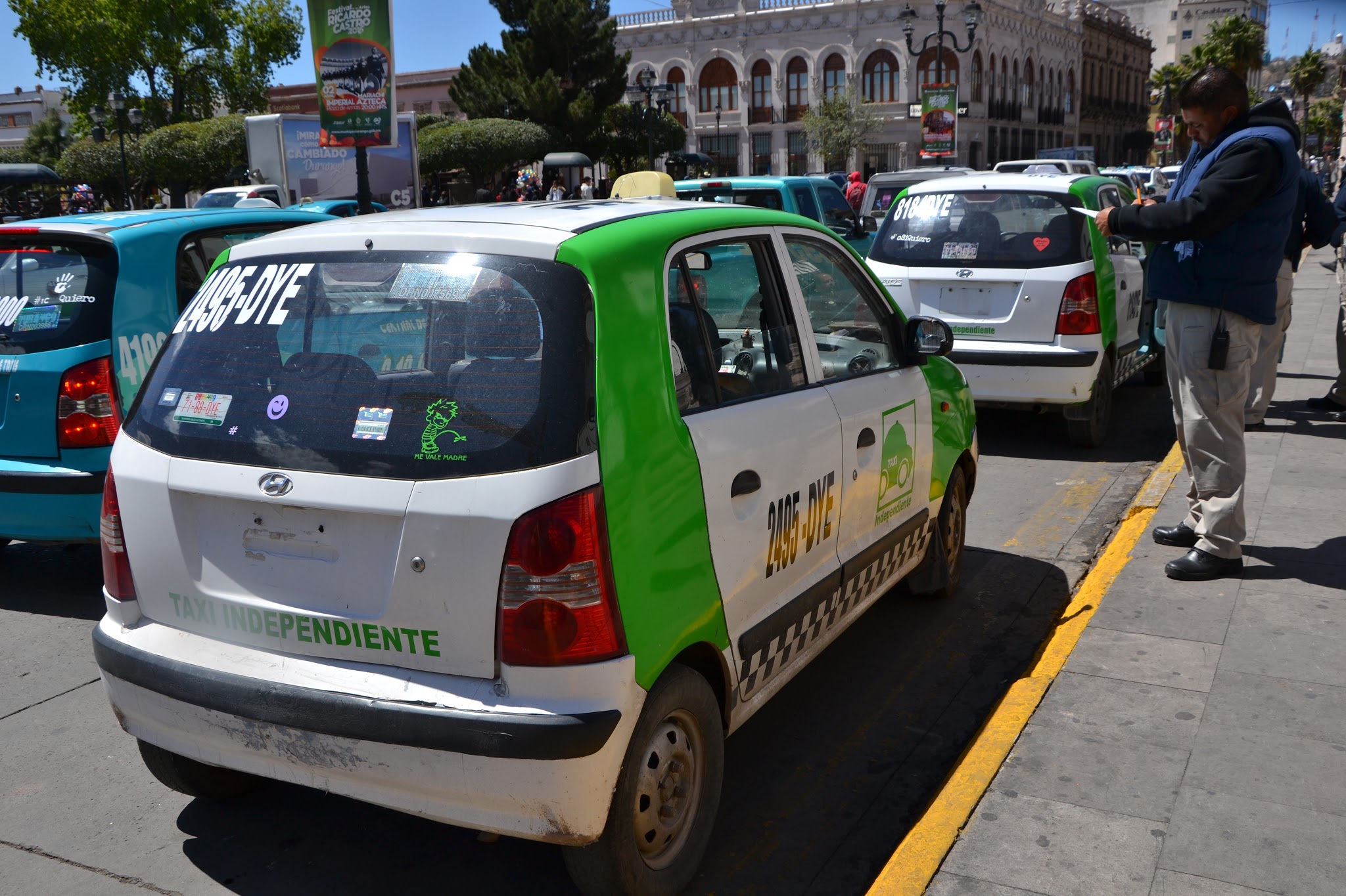 En Durango, los taxistas están capacitados para la atención de calidad con los turistas.