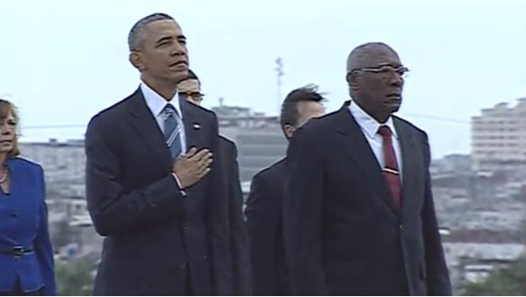 El presidente de Estados Unidos, Barack Obama, colocó una ofrenda floral en el monumento a José Martí.