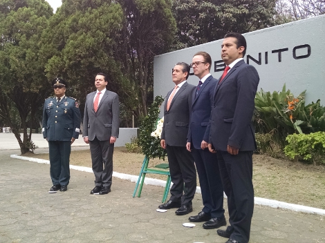 El titular de la Secretaría General de Gobierno de Puebla, Diódoro Carrasco Altamirano, montó guardia de honor por el CCX Aniversario del Natalicio de