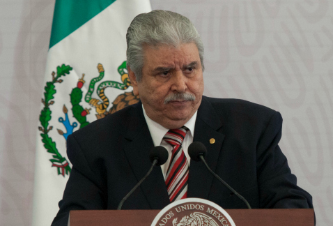 Carlos Aceves y del Olmo, líder de la CTM y ex legislador federal, ocupa la segunda posición en la lista de candidatos plurinominales del PRI a la Asa