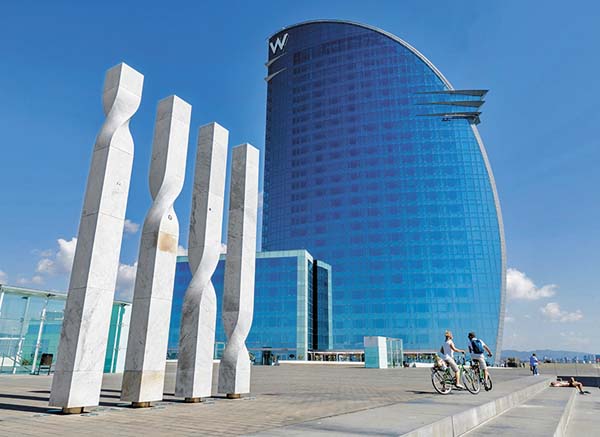 Los hoteles W de Starwood. 