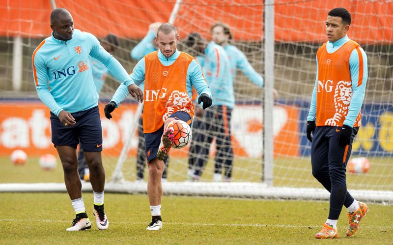 Selección holandesa en una práctica 