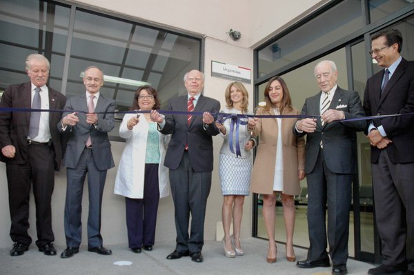 El secretario de Salud, José Narro Robles, inauguró la Sala de Espera del Servicio de Urgencias en el Hospital de la Mujer. 