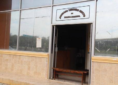 Las oficinas sufren atentado un poco antes de la medianoche del martes. 
