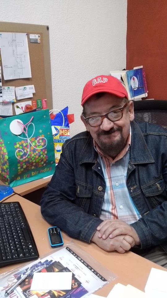 Dijo que cada quien es libre de manifestarse y expresarse libremente y como mejor le convenga.