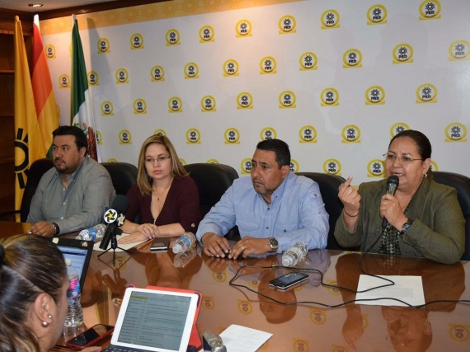La dirigente nacional del PRD estatal, Hortensia Aragón Castillo, dijo que el Comité Estatal del partido hará un extrañamiento a Guadalupe Acosta Nara