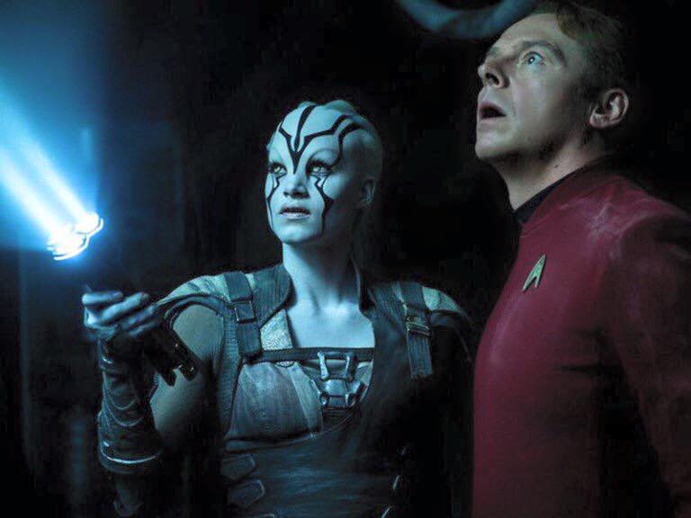 Sofia Boutella y Simon Pegg Pegg aparecen en la nueva imagen de 'Star Trek Beyond'. 