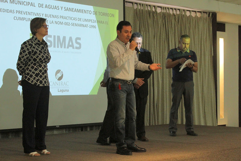 Simas y Ecología de Torreón ofrecieron una capacitación para la instalación de trampas atrapa grasas en sus drenajes.