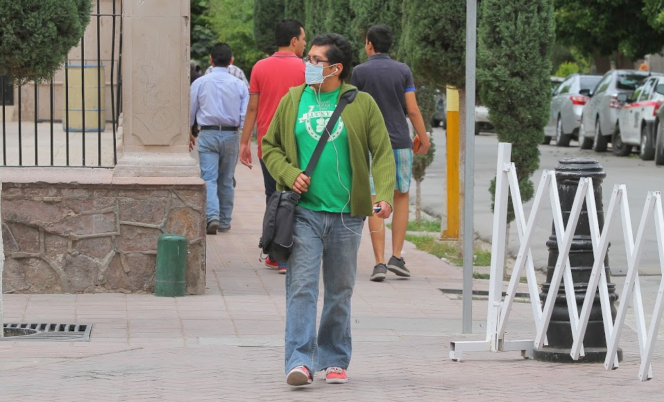 El titular de salud Municipal de Lerdo informó que los cambios de clima incrementan un 35% las alergias. 