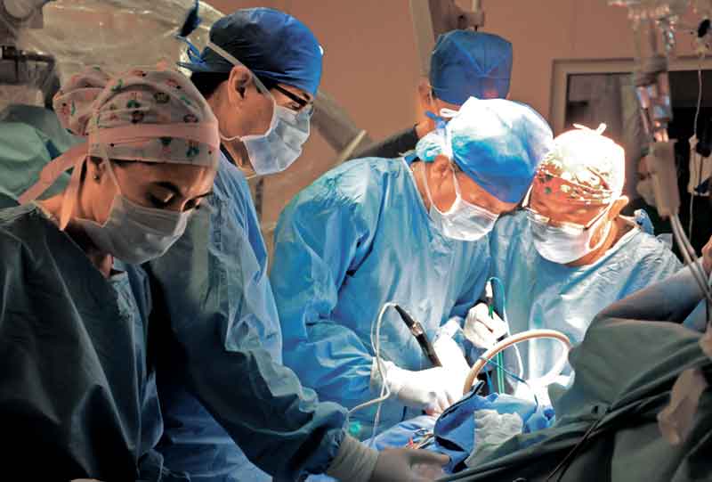 Médicos de la Universidad Johns Hopkins.