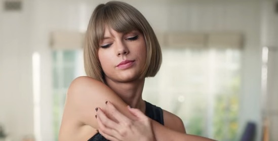Taylor Swift protagoniza el nuevo comercial de Apple Music. 