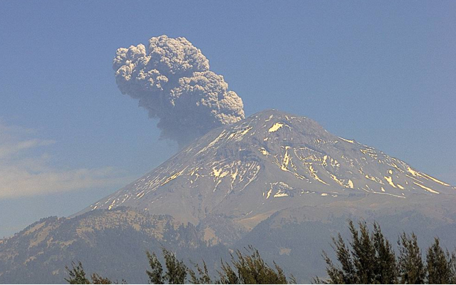 El Cenapred mantiene el semáforo de alerta volcánica en Amarillo Fase 2. 