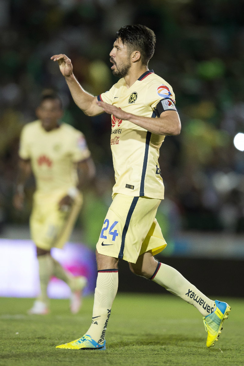 Oribe Peralta abre el marcador en el Estadio León