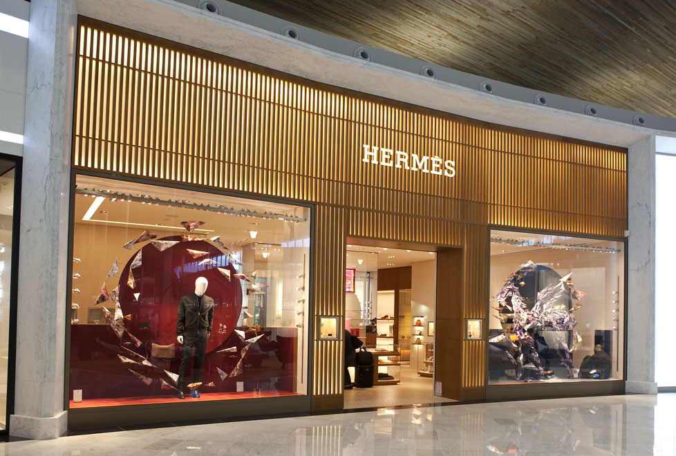 En Hermès de París se afectaron las ventas por los ataques terroristas a finales del 2015.