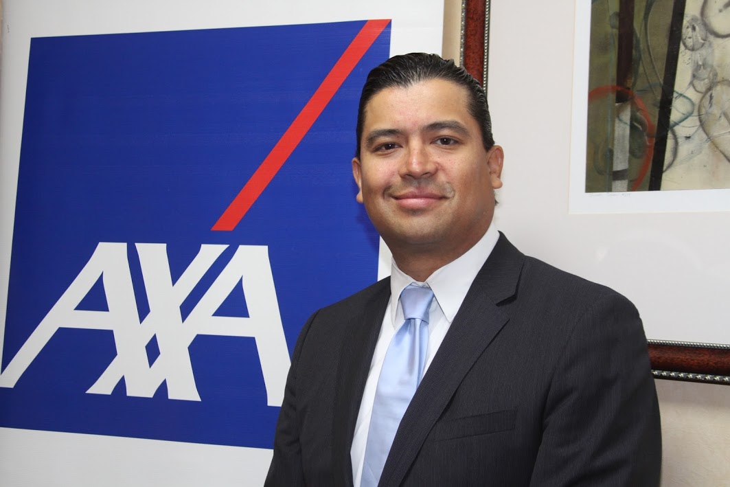 Lorenzo Huerta directivo de AXA Seguros. 