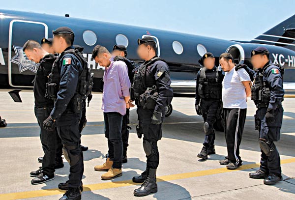 Federales llevan sometidos a El Toñín y dos de sus presuntos cómplices.