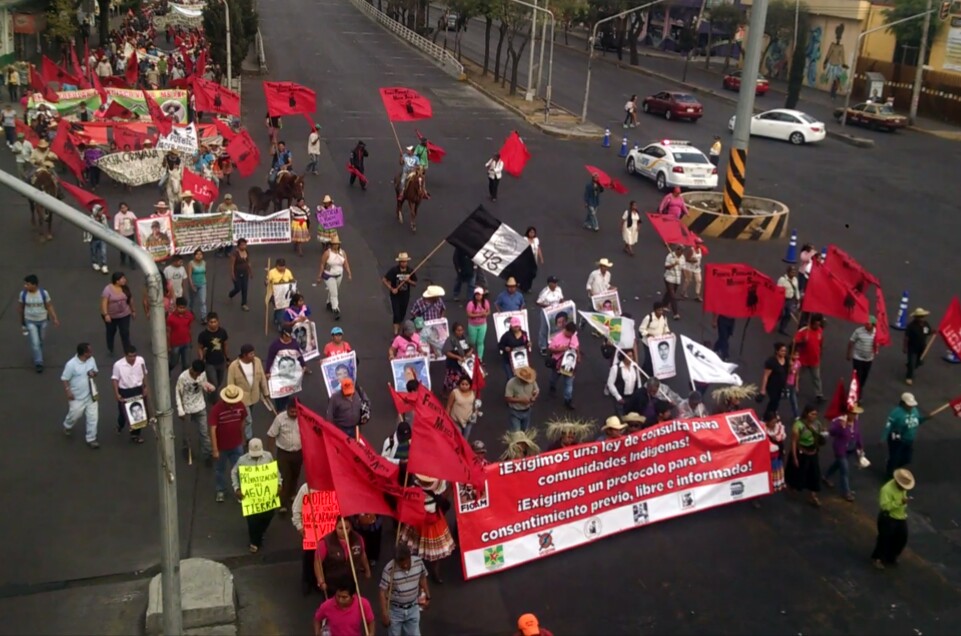 Campesinos marcaron por Zaragoza hasta llegar a las inmediaciones de la Segob en Bucareli.