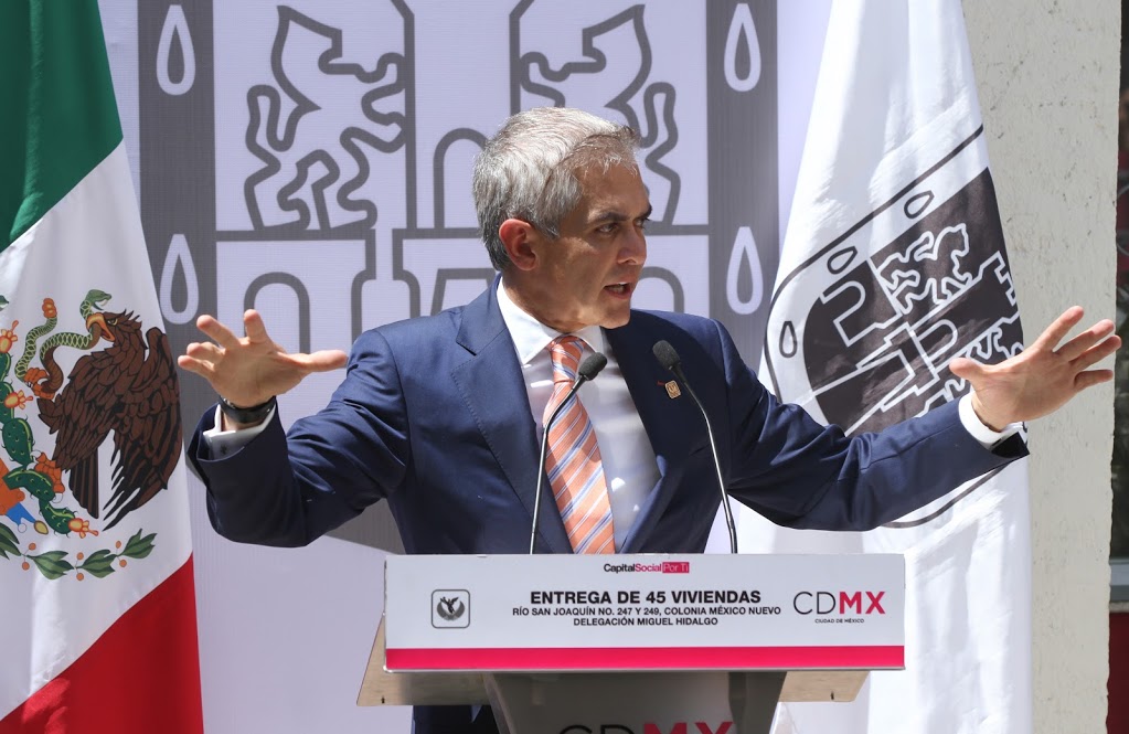 El jefe de Gobierno capitalino, Miguel Ángel Mancera, se comprometió a que en su administración, que concluirá en 2018, la Ciudad de México tendrá el 