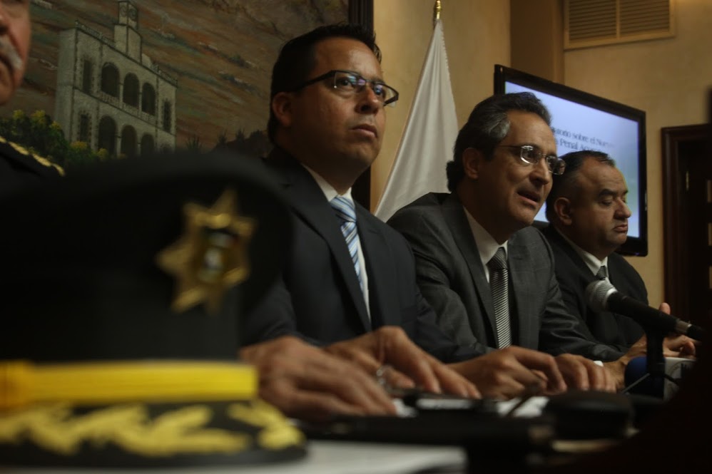 Reunión entre el presidente del TSJ y el alcalde de Santa Catarina.