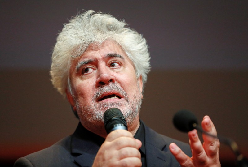 Almodóvar reconoció que el comunicado publicado por su hermano no es suficiente. 