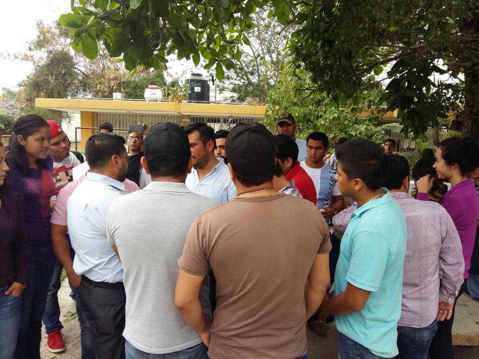 Alumnos del Tecnológico de Ciudad Madero.