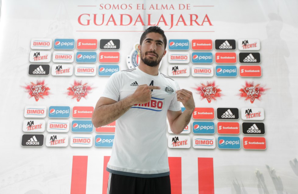 "He disputado ya cuatro Clásicos y la verdad es que las sensaciones son impresionantes" dijo el jugador jugador rojiblanco