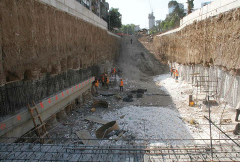 La construcción del túnel en Río Mixcoac tiene un avance de 28 por ciento, informó el secretario de Obras y Servicios de la CdMx, Édgar Tungüí.
