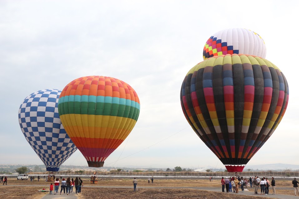 Festival de globos aerostáticos en apoyo a niños con cáncer